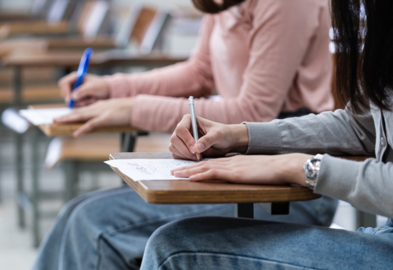 Điều kiện du học Trung Quốc cần HSK mấy