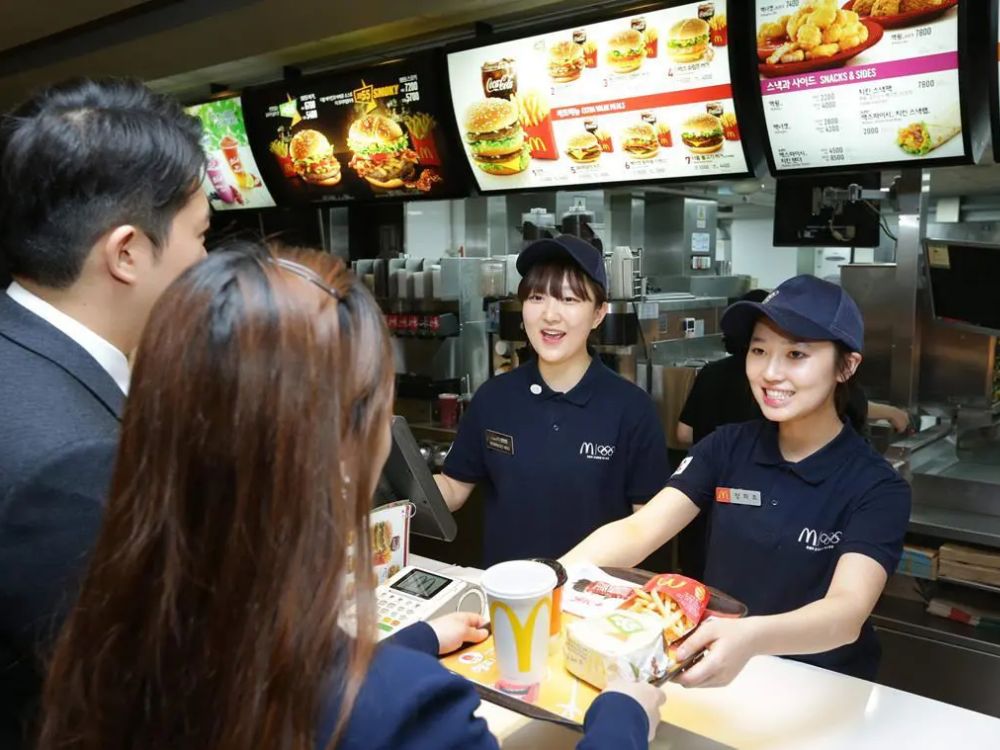 Điều kiện để được đi làm thêm khi du học Hàn Quốc hệ vừa học vừa làm là gì?