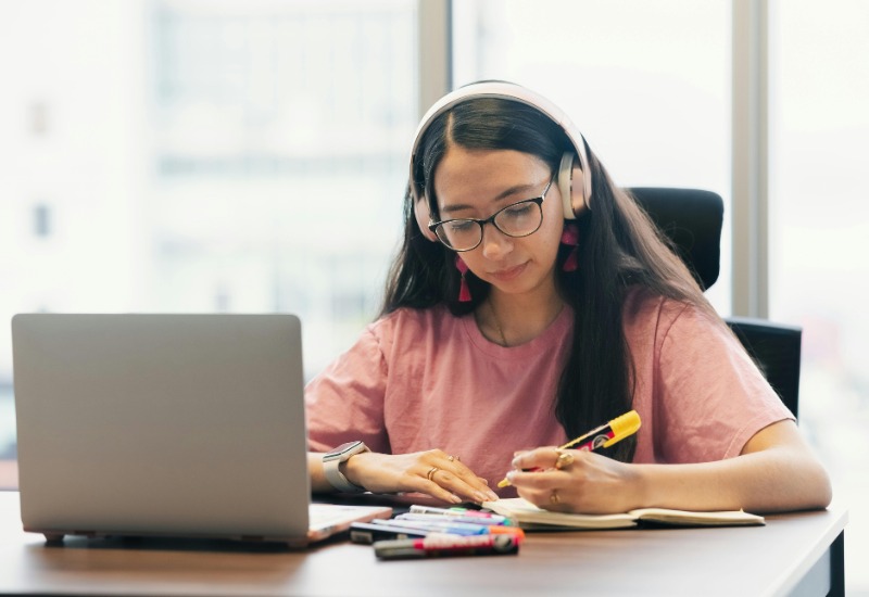 Chi phí du học Malaysia cần bao nhiêu tiền