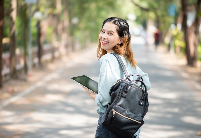 Điều kiện về học vấn